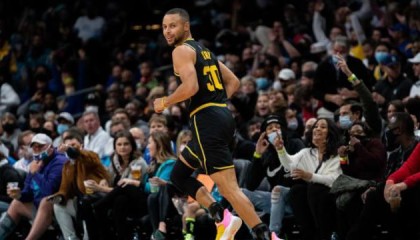 赛车彩票下载-勇士最强形态仍未到来 克雷回归将触发双向抉择